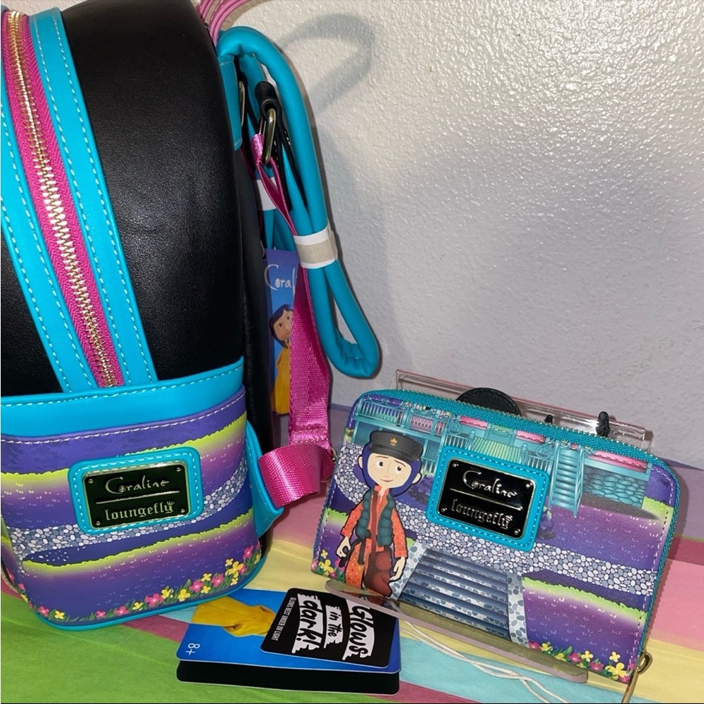 Loungefly Laika Coraline GITD Pink Palace House Mini Backpack and Wallet Set - Picture 4 of 16